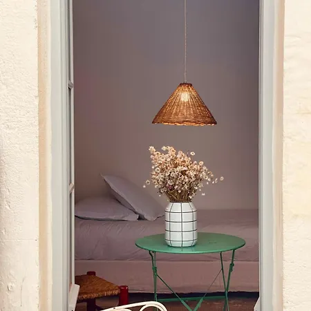 L'impasse Maison Arenes Holiday home *