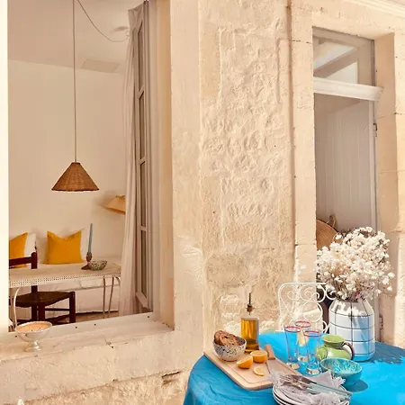 Holiday home L'impasse Maison Arenes Arles
