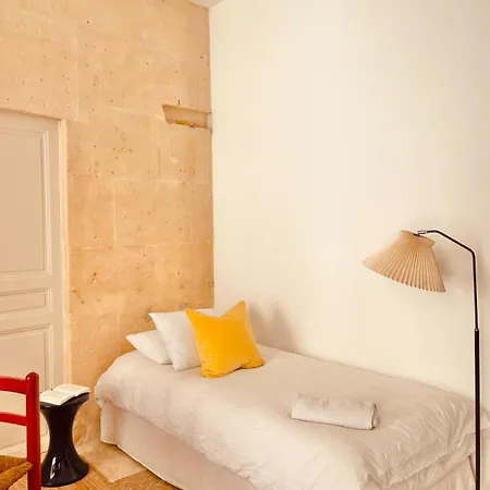 L'impasse Maison Arenes *